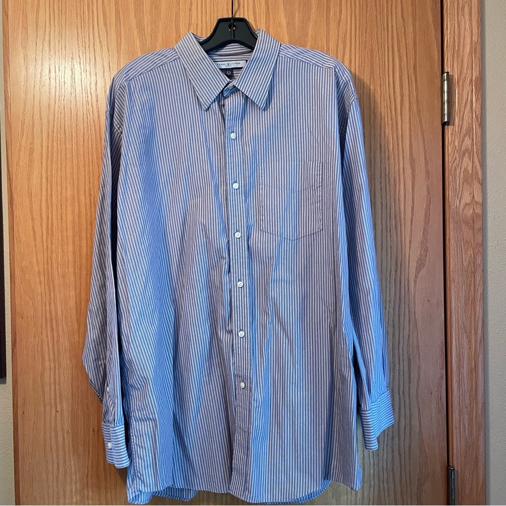 Tommy Hilfiger White Blue Red Stripe Button Down Shirt 17.5, 34-35, XL